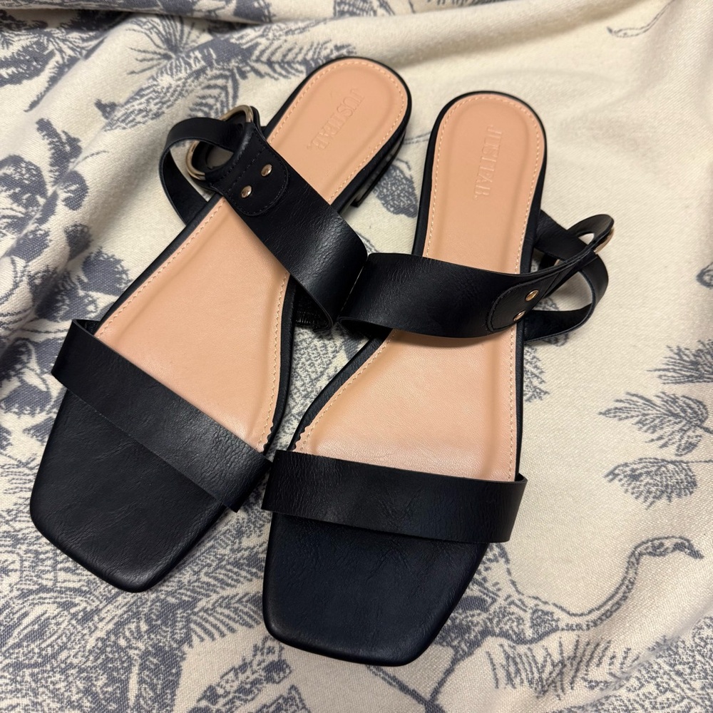 Black Square-Toed Sandals with Leather Straps